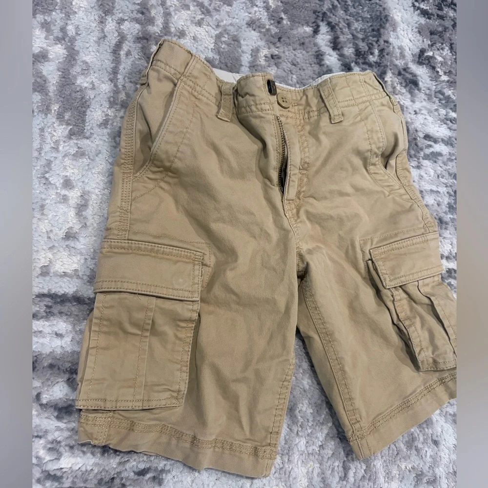 Boys Gap tan cargo shorts Size 8 years Good Condition #cargo #kids